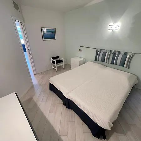 Le President Ii By Connexion *