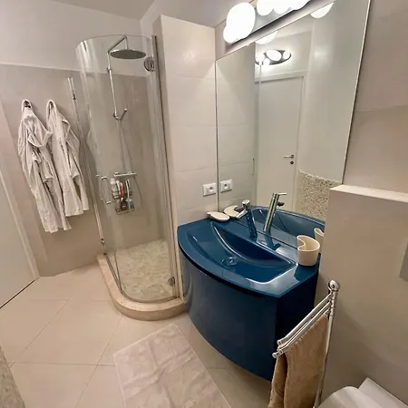 Le President Ii By Connexion * Cannes